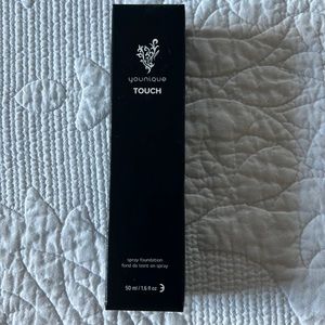 Younique spray foundation